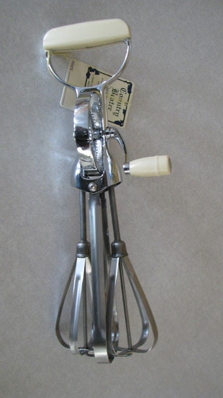 COUNTRY EGG BEATER USA Made by Amish Craftsmen